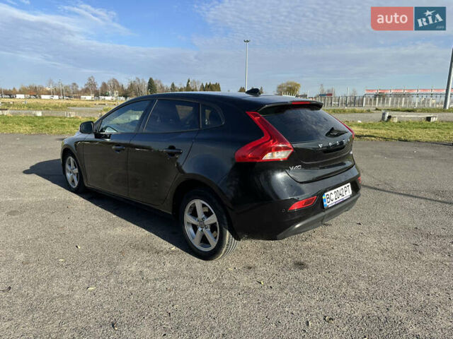Чорний Вольво V40, об'ємом двигуна 1.97 л та пробігом 228 тис. км за 11500 $, фото 5 на Automoto.ua