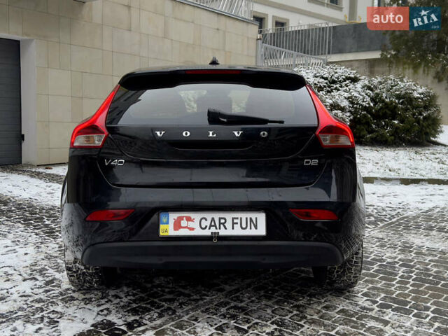 Чорний Вольво V40, об'ємом двигуна 1.98 л та пробігом 228 тис. км за 11700 $, фото 15 на Automoto.ua