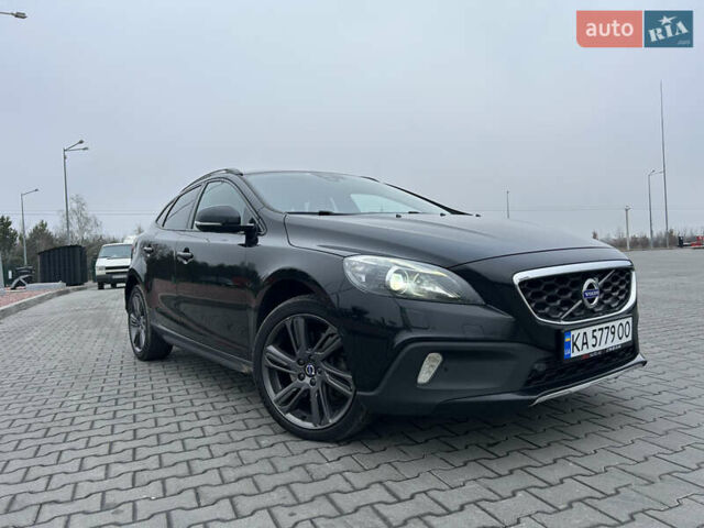 Черный Вольво В40, объемом двигателя 2 л и пробегом 265 тыс. км за 13200 $, фото 25 на Automoto.ua