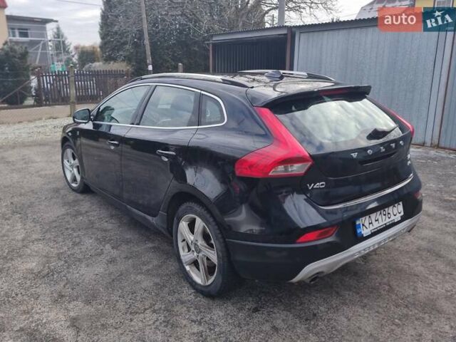 Чорний Вольво V40, об'ємом двигуна 1.97 л та пробігом 139 тис. км за 19900 $, фото 2 на Automoto.ua