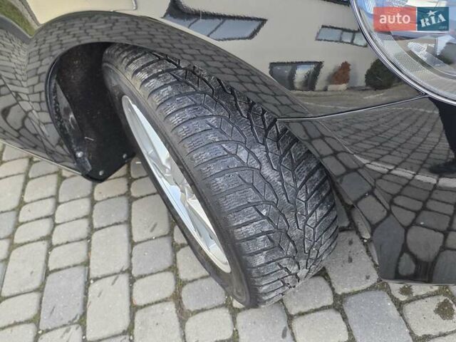 Черный Вольво В40, объемом двигателя 2 л и пробегом 159 тыс. км за 14950 $, фото 43 на Automoto.ua