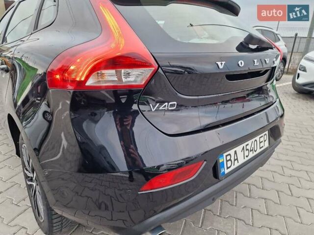 Чорний Вольво V40, об'ємом двигуна 1.97 л та пробігом 220 тис. км за 14500 $, фото 10 на Automoto.ua