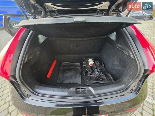 Черный Вольво В40, объемом двигателя 2 л и пробегом 159 тыс. км за 14950 $, фото 55 на Automoto.ua