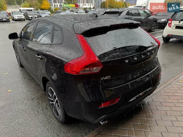 Вольво В40 2019 в Киеве на Automoto.ua Черный Вольво В40, объемом двигателя 1.97 л и пробегом 97 тыс. км за 15900 $, фото 6 на Automoto.ua