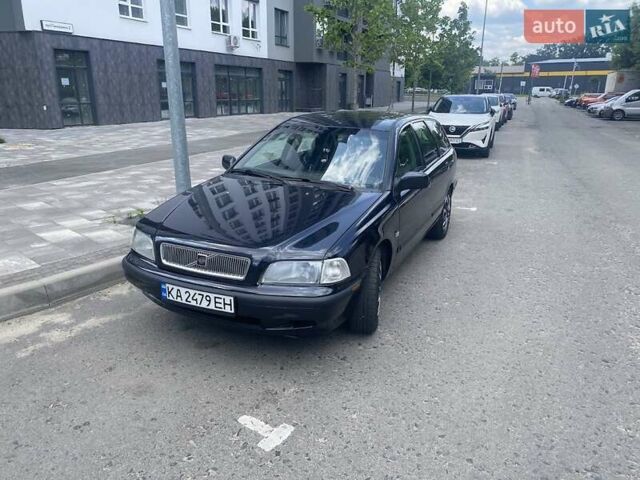 Чорний Вольво V40, об'ємом двигуна 1.7 л та пробігом 284 тис. км за 3500 $, фото 9 на Automoto.ua