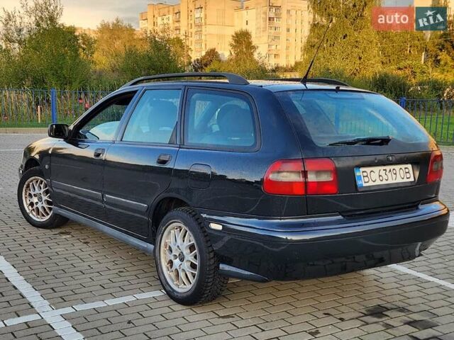 Чорний Вольво V40, об'ємом двигуна 1.87 л та пробігом 265 тис. км за 3300 $, фото 7 на Automoto.ua