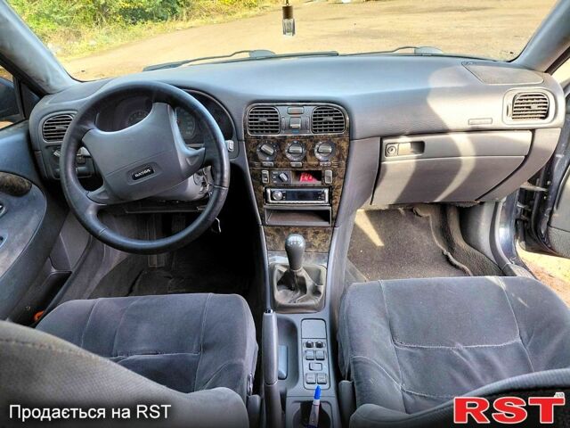 Чорний Вольво V40, об'ємом двигуна 1.8 л та пробігом 315 тис. км за 3800 $, фото 3 на Automoto.ua