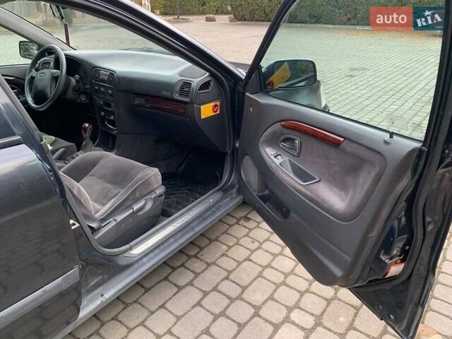 Черный Вольво В40, объемом двигателя 1.9 л и пробегом 385 тыс. км за 3200 $, фото 25 на Automoto.ua