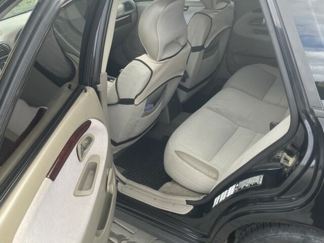 Черный Вольво В40, объемом двигателя 1.9 л и пробегом 320 тыс. км за 2900 $, фото 14 на Automoto.ua