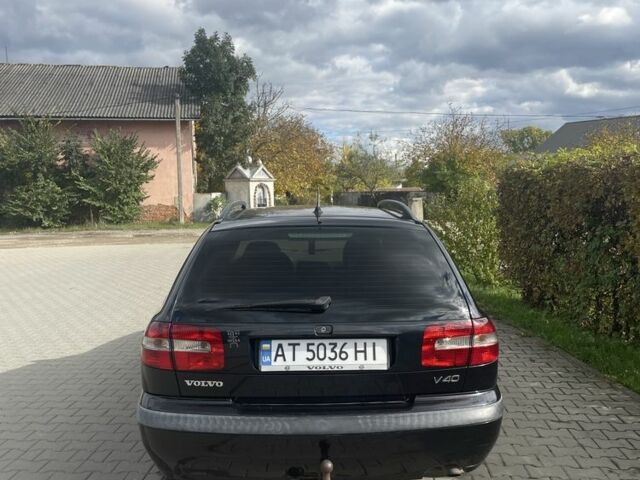 Черный Вольво В40, объемом двигателя 1.9 л и пробегом 320 тыс. км за 2900 $, фото 6 на Automoto.ua