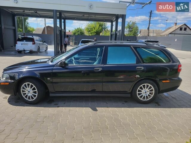 Чорний Вольво V40, об'ємом двигуна 1.87 л та пробігом 247 тис. км за 3800 $, фото 16 на Automoto.ua