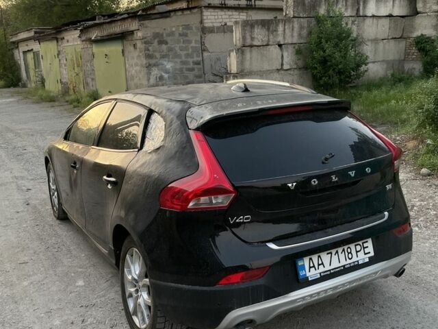 Чорний Вольво V40, об'ємом двигуна 2 л та пробігом 113 тис. км за 6500 $, фото 6 на Automoto.ua