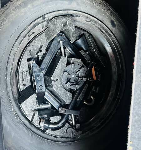 Коричневый Вольво В40, объемом двигателя 2 л и пробегом 148 тыс. км за 15800 $, фото 22 на Automoto.ua