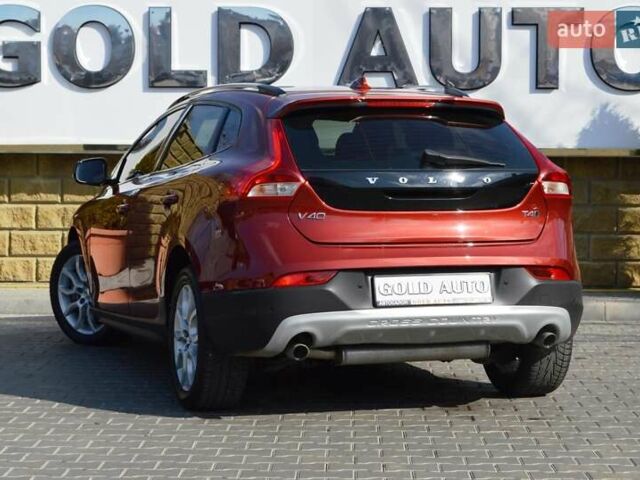 Червоний Вольво V40, об'ємом двигуна 1.97 л та пробігом 59 тис. км за 18900 $, фото 12 на Automoto.ua