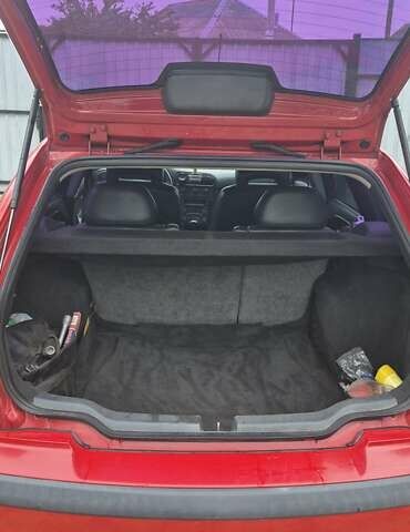 Червоний Вольво V40, об'ємом двигуна 1.95 л та пробігом 220 тис. км за 3900 $, фото 5 на Automoto.ua