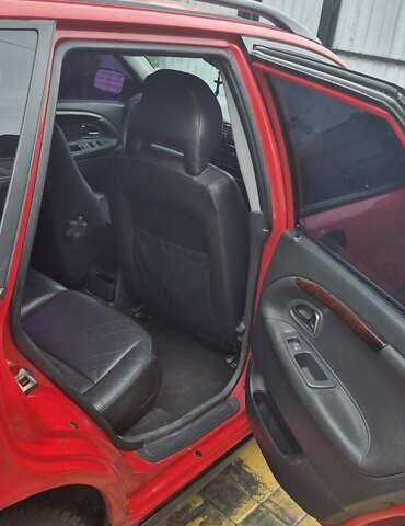 Червоний Вольво V40, об'ємом двигуна 1.95 л та пробігом 220 тис. км за 3900 $, фото 6 на Automoto.ua