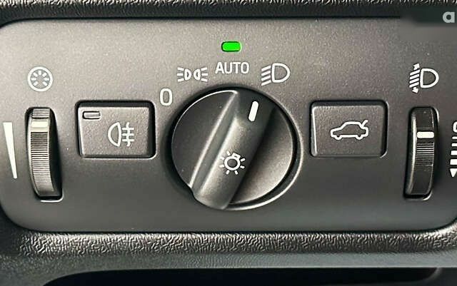 Вольво В40, объемом двигателя 2 л и пробегом 183 тыс. км за 13450 $, фото 17 на Automoto.ua