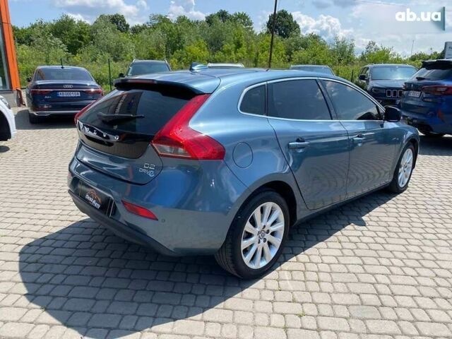 Вольво В40, объемом двигателя 1.6 л и пробегом 97 тыс. км за 12900 $, фото 6 на Automoto.ua