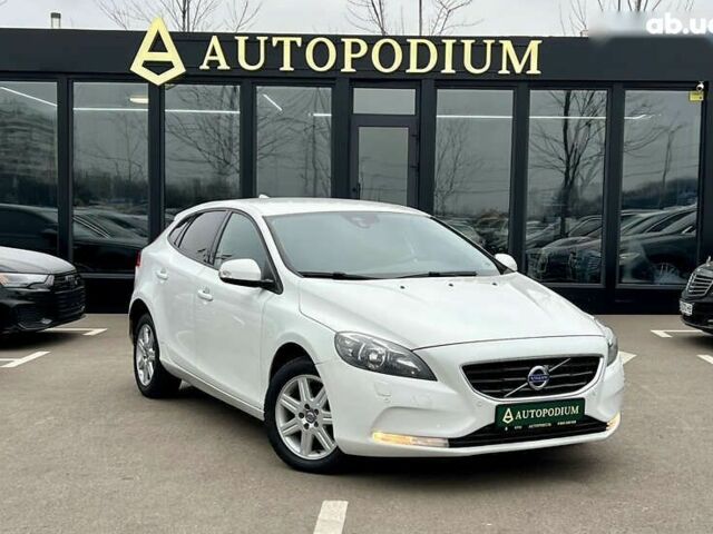 Вольво V40, об'ємом двигуна 1.6 л та пробігом 309 тис. км за 9800 $, фото 6 на Automoto.ua