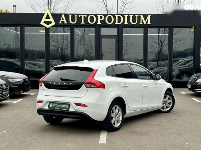 Вольво V40, об'ємом двигуна 1.6 л та пробігом 309 тис. км за 9800 $, фото 14 на Automoto.ua