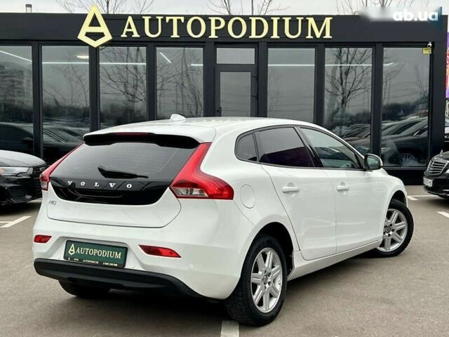 Вольво V40, об'ємом двигуна 1.6 л та пробігом 309 тис. км за 9800 $, фото 13 на Automoto.ua