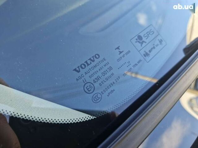 Вольво В40, объемом двигателя 1.6 л и пробегом 142 тыс. км за 12699 $, фото 8 на Automoto.ua