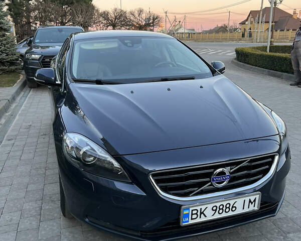 Вольво V40, об'ємом двигуна 1.56 л та пробігом 234 тис. км за 12750 $, фото 2 на Automoto.ua