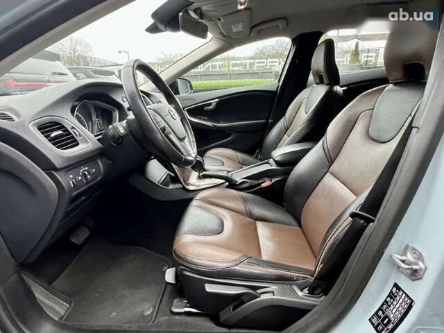 Вольво В40, объемом двигателя 0 л и пробегом 135 тыс. км за 17900 $, фото 18 на Automoto.ua