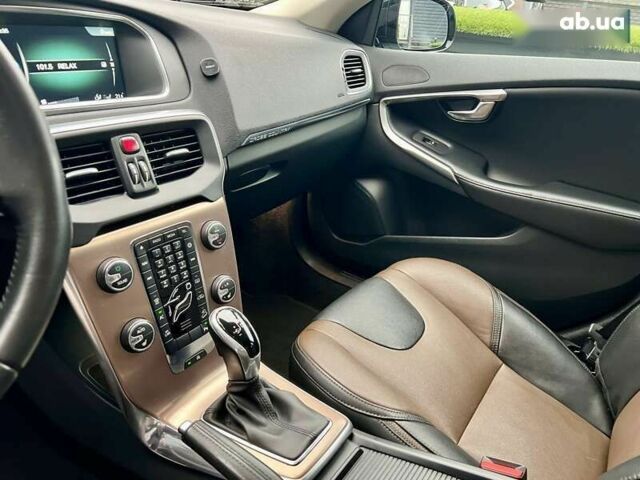 Вольво В40, объемом двигателя 0 л и пробегом 135 тыс. км за 17900 $, фото 15 на Automoto.ua