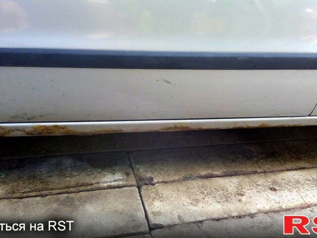 Вольво В40, объемом двигателя 1.9 л и пробегом 368 тыс. км за 2600 $, фото 3 на Automoto.ua