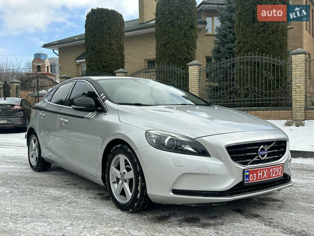 Сірий Вольво V40, об'ємом двигуна 1.6 л та пробігом 203 тис. км за 8990 $, фото 3 на Automoto.ua