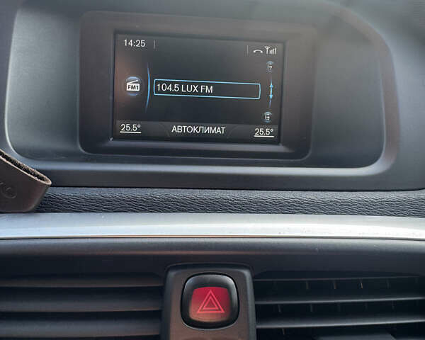 Серый Вольво В40, объемом двигателя 1.56 л и пробегом 308 тыс. км за 10500 $, фото 37 на Automoto.ua