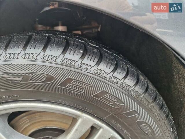 Серый Вольво В40, объемом двигателя 1.56 л и пробегом 211 тыс. км за 10000 $, фото 20 на Automoto.ua