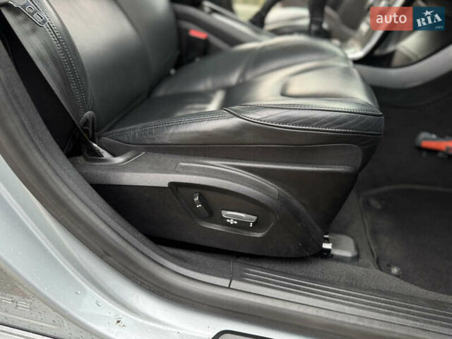 Серый Вольво В40, объемом двигателя 1.56 л и пробегом 210 тыс. км за 9950 $, фото 34 на Automoto.ua