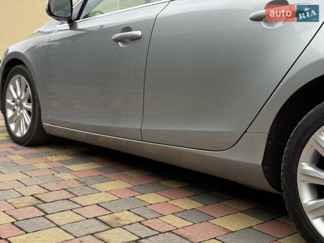 Серый Вольво В40, объемом двигателя 1.56 л и пробегом 210 тыс. км за 9950 $, фото 4 на Automoto.ua