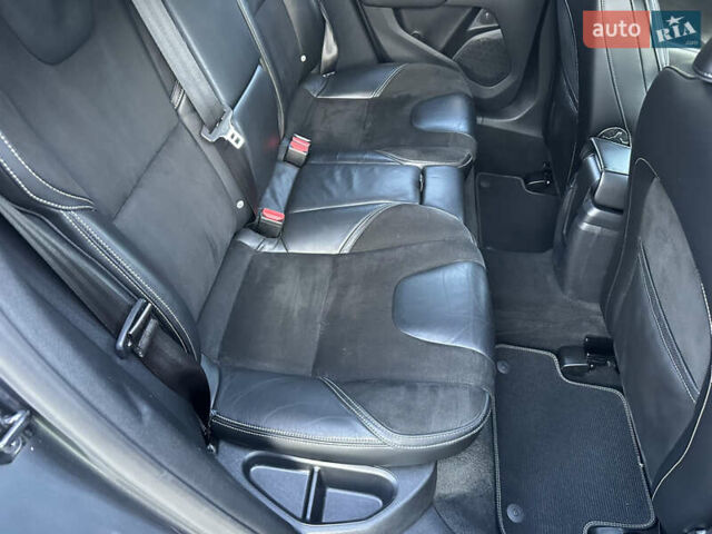 Сірий Вольво V40, об'ємом двигуна 1.56 л та пробігом 192 тис. км за 11250 $, фото 139 на Automoto.ua