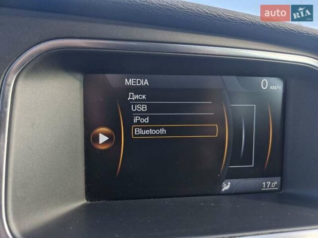 Вольво В40 2014 в Николаеве на Automoto.ua Серый Вольво В40, объемом двигателя 1.6 л и пробегом 142 тыс. км за 12699 $, фото 22 на Automoto.ua