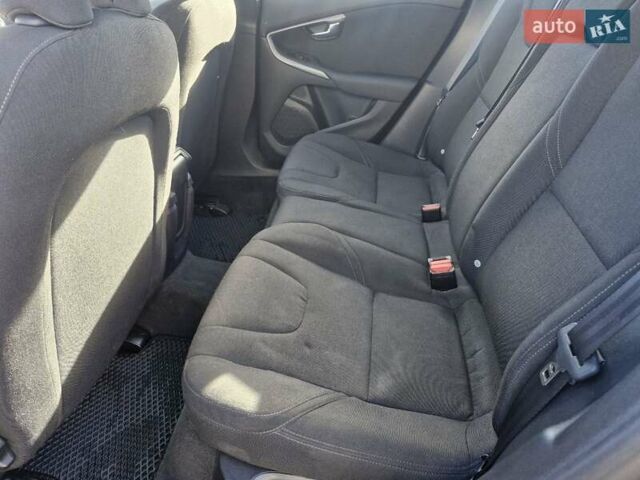 Вольво В40 2014 в Николаеве на Automoto.ua Серый Вольво В40, объемом двигателя 1.6 л и пробегом 142 тыс. км за 12699 $, фото 27 на Automoto.ua