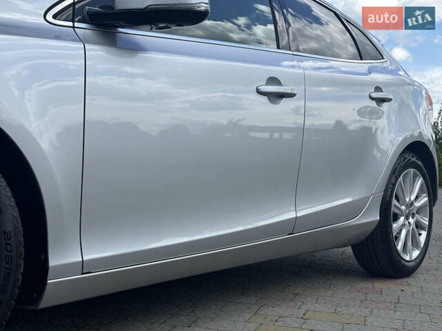 Сірий Вольво V40, об'ємом двигуна 1.6 л та пробігом 228 тис. км за 10990 $, фото 17 на Automoto.ua
