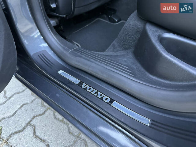 Сірий Вольво V40, об'ємом двигуна 1.56 л та пробігом 192 тис. км за 11250 $, фото 129 на Automoto.ua