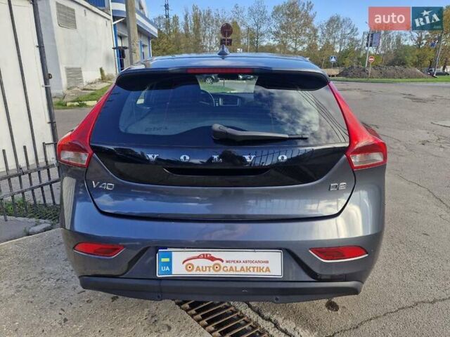 Вольво В40 2014 в Николаеве на Automoto.ua Серый Вольво В40, объемом двигателя 1.6 л и пробегом 142 тыс. км за 12699 $, фото 4 на Automoto.ua