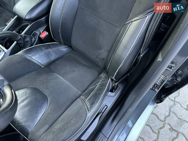 Сірий Вольво V40, об'ємом двигуна 1.56 л та пробігом 192 тис. км за 11250 $, фото 94 на Automoto.ua