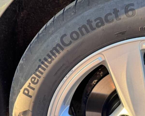 Серый Вольво В40, объемом двигателя 1.56 л и пробегом 203 тыс. км за 11300 $, фото 39 на Automoto.ua