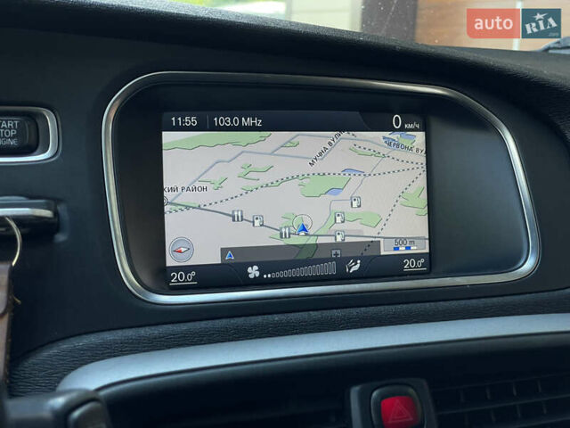 Сірий Вольво V40, об'ємом двигуна 1.6 л та пробігом 272 тис. км за 10000 $, фото 48 на Automoto.ua