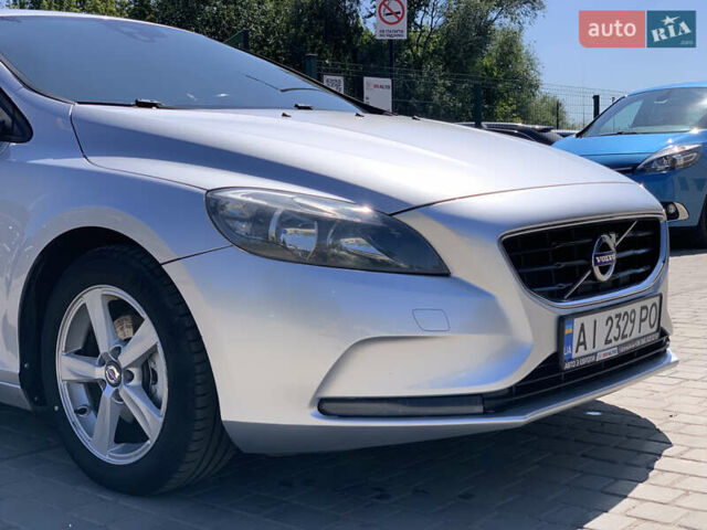 Сірий Вольво V40, об'ємом двигуна 1.6 л та пробігом 272 тис. км за 10000 $, фото 7 на Automoto.ua