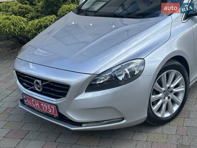 Сірий Вольво V40, об'ємом двигуна 1.6 л та пробігом 228 тис. км за 10990 $, фото 10 на Automoto.ua