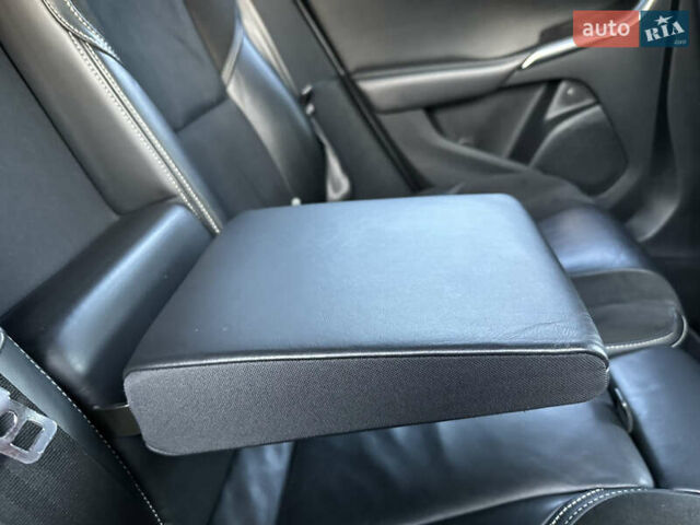 Сірий Вольво V40, об'ємом двигуна 1.56 л та пробігом 192 тис. км за 11250 $, фото 144 на Automoto.ua