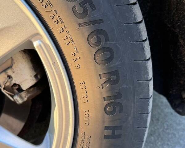 Серый Вольво В40, объемом двигателя 1.56 л и пробегом 203 тыс. км за 11300 $, фото 38 на Automoto.ua