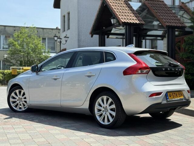 Сірий Вольво V40, об'ємом двигуна 1.6 л та пробігом 220 тис. км за 10750 $, фото 9 на Automoto.ua