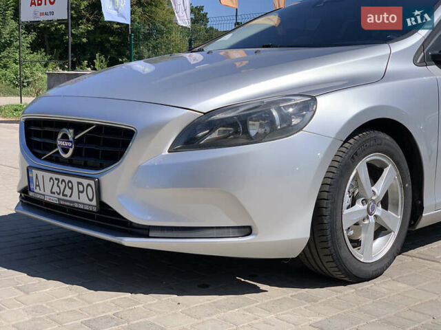 Сірий Вольво V40, об'ємом двигуна 1.6 л та пробігом 272 тис. км за 10000 $, фото 10 на Automoto.ua